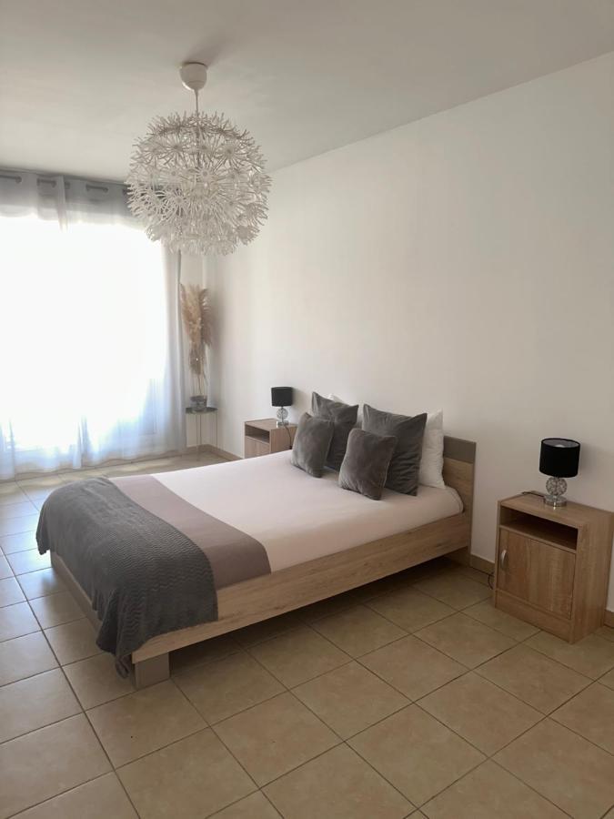 Superbe appartement tout équipé avec parking. Marsiglia Esterno foto
