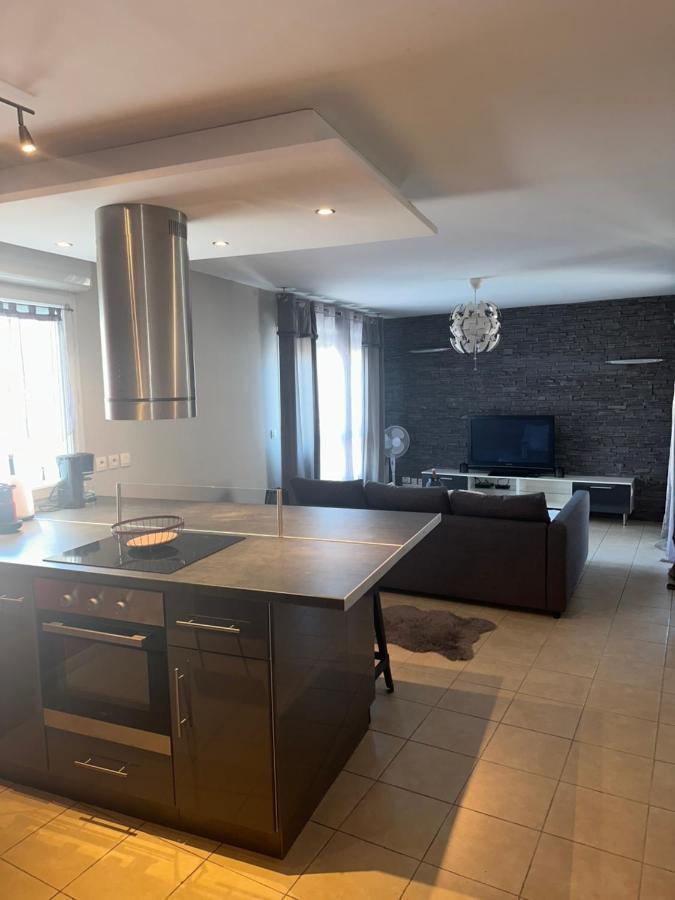 Superbe appartement tout équipé avec parking. Marsiglia Esterno foto